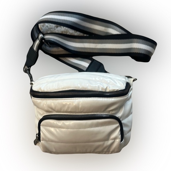 THINK ROYLN GIGI glossy white puffer crossbody - Picture 12 of 12